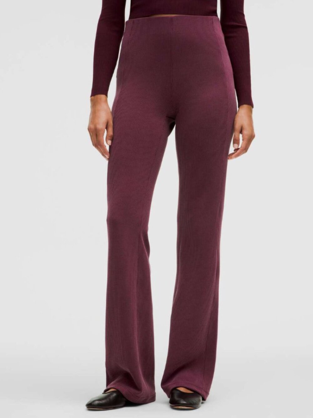 NWT Lululemon Ribbed Softstreme Flared Pant Size 8